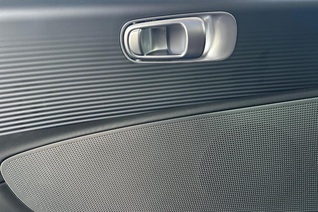 new 2025 Hyundai IONIQ 6 car