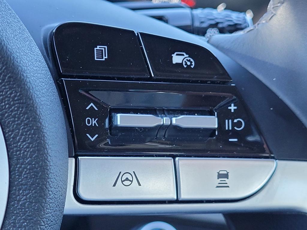used 2025 Hyundai Elantra car, priced at $22,789