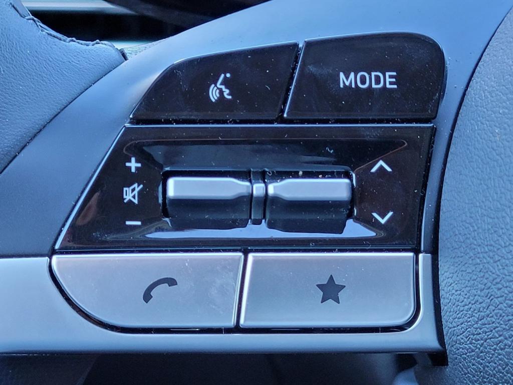 used 2025 Hyundai Elantra car, priced at $22,789