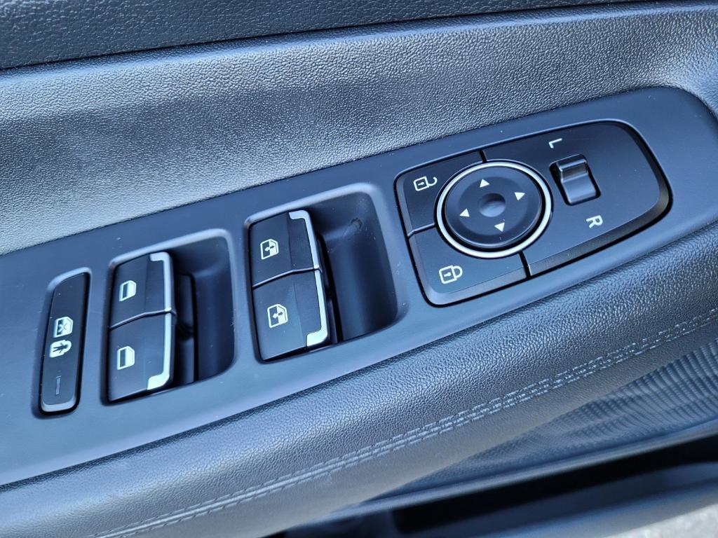 used 2022 Hyundai Santa Fe car, priced at $21,997