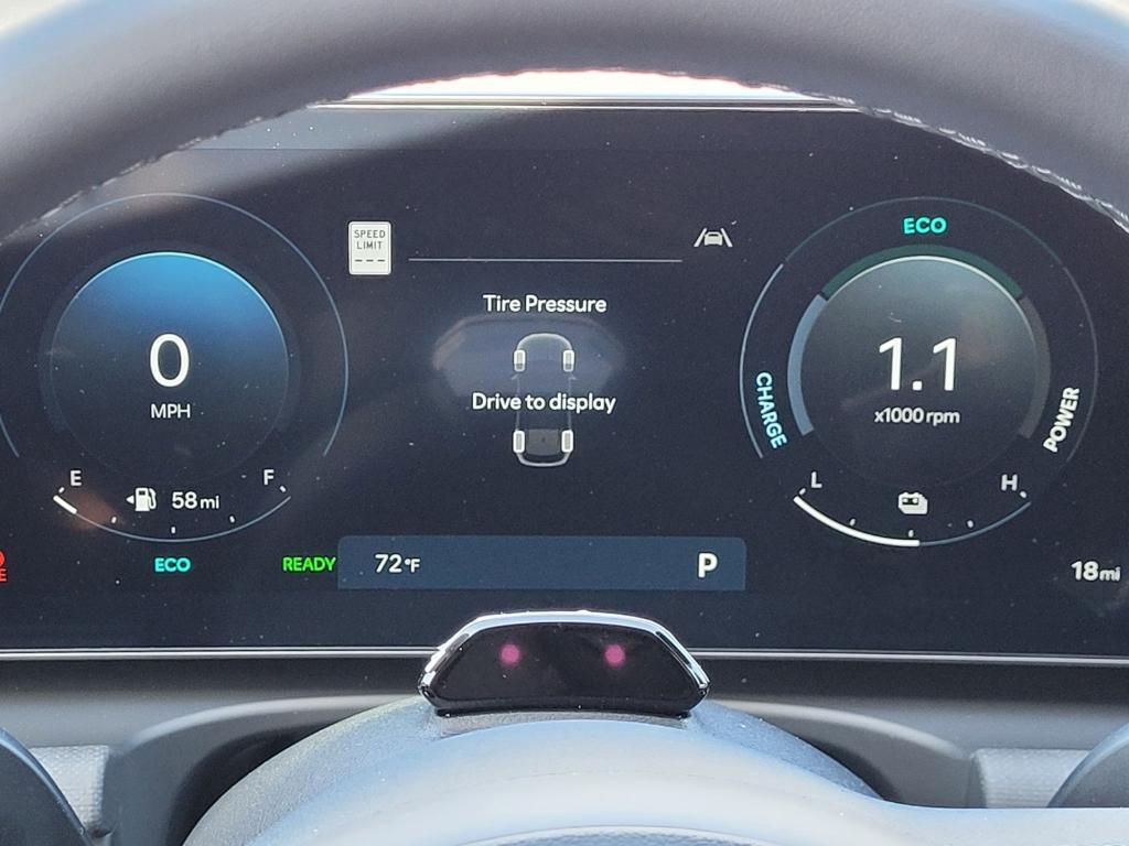 new 2025 Hyundai TUCSON Hybrid car, priced at $36,184