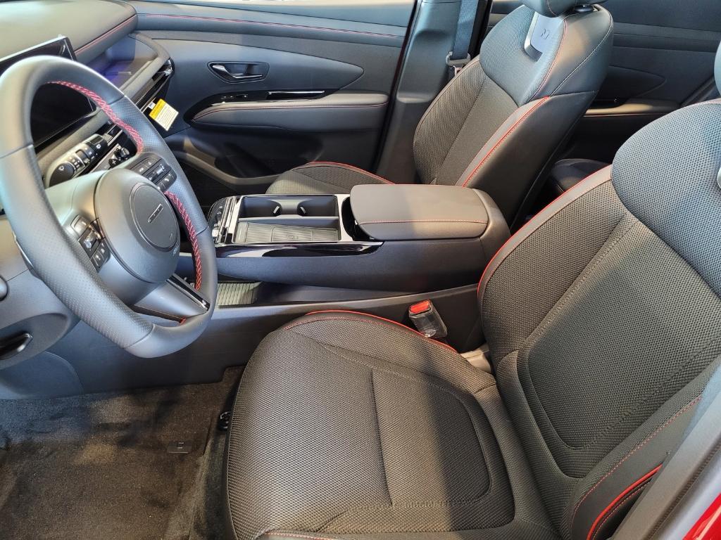 new 2025 Hyundai TUCSON Hybrid car, priced at $39,083