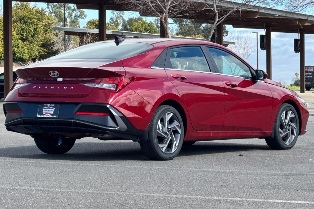 new 2025 Hyundai Elantra car, priced at $26,975