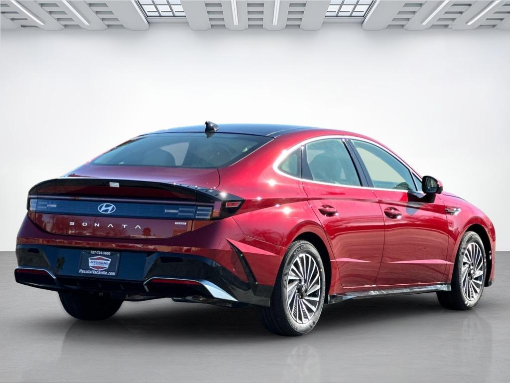 new 2025 Hyundai Sonata Hybrid car