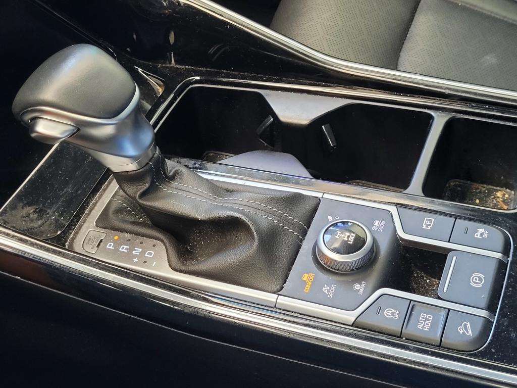 used 2021 Kia Sorento car, priced at $26,997