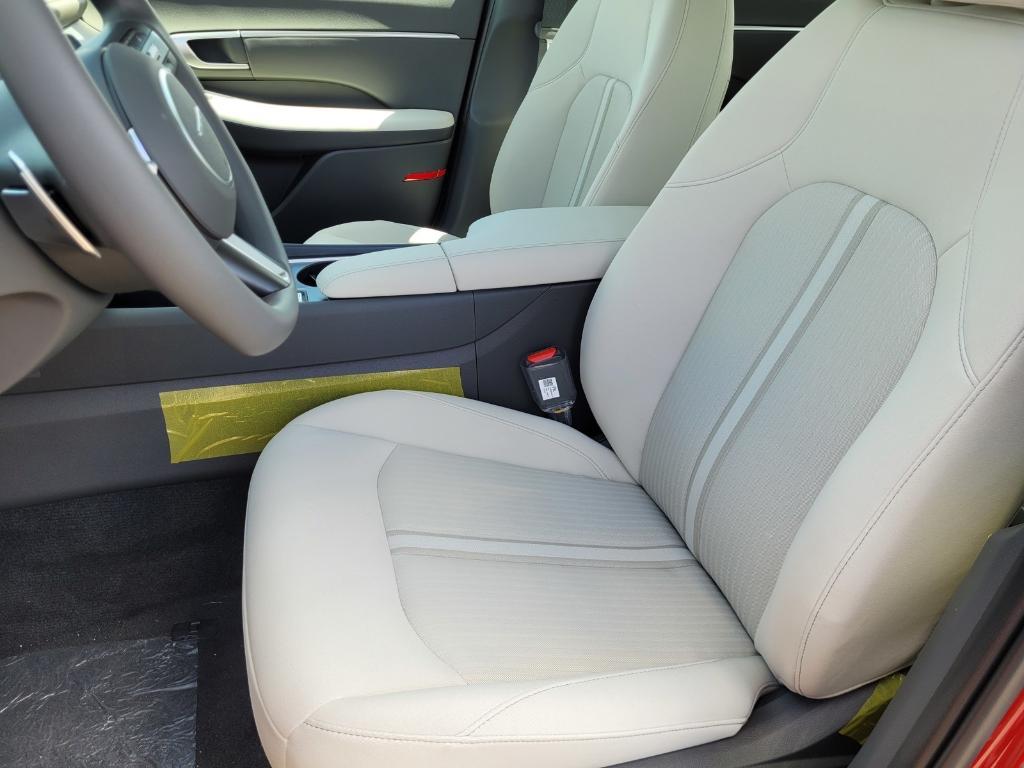 new 2025 Hyundai Sonata car, priced at $28,589