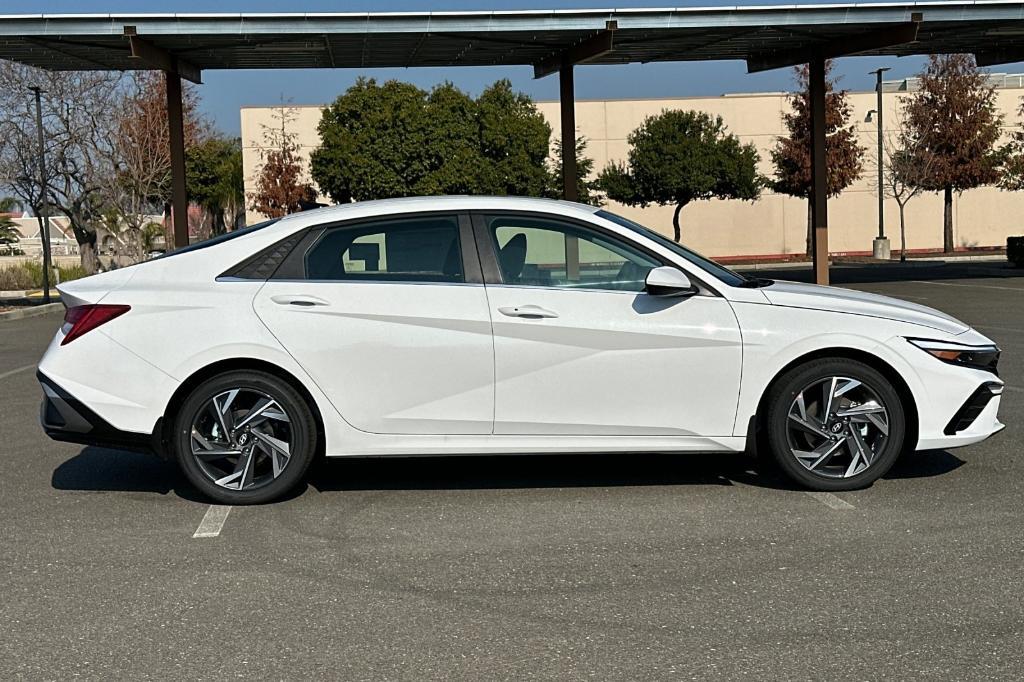 new 2025 Hyundai Elantra car, priced at $26,650