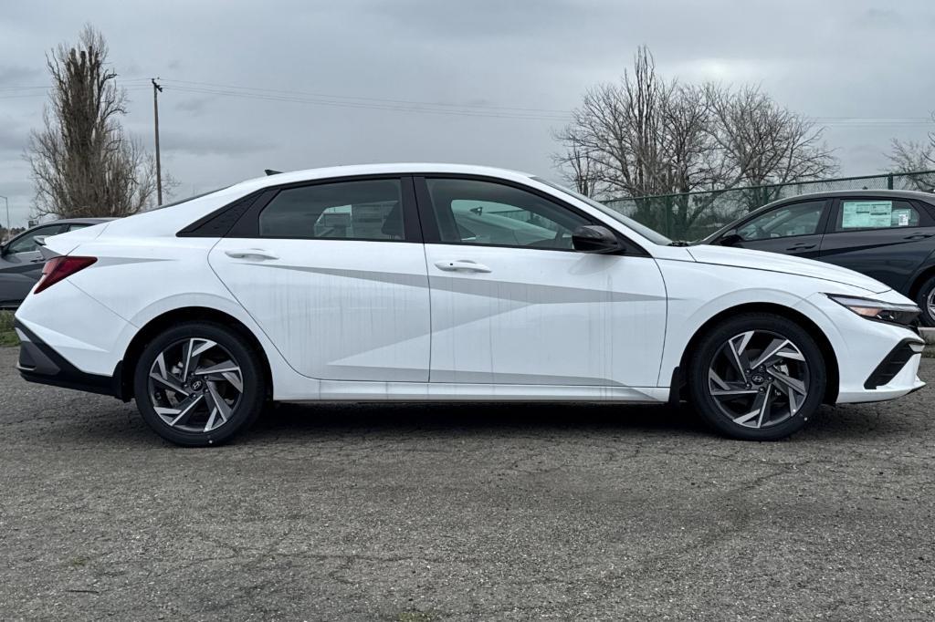 new 2025 Hyundai Elantra car, priced at $24,160