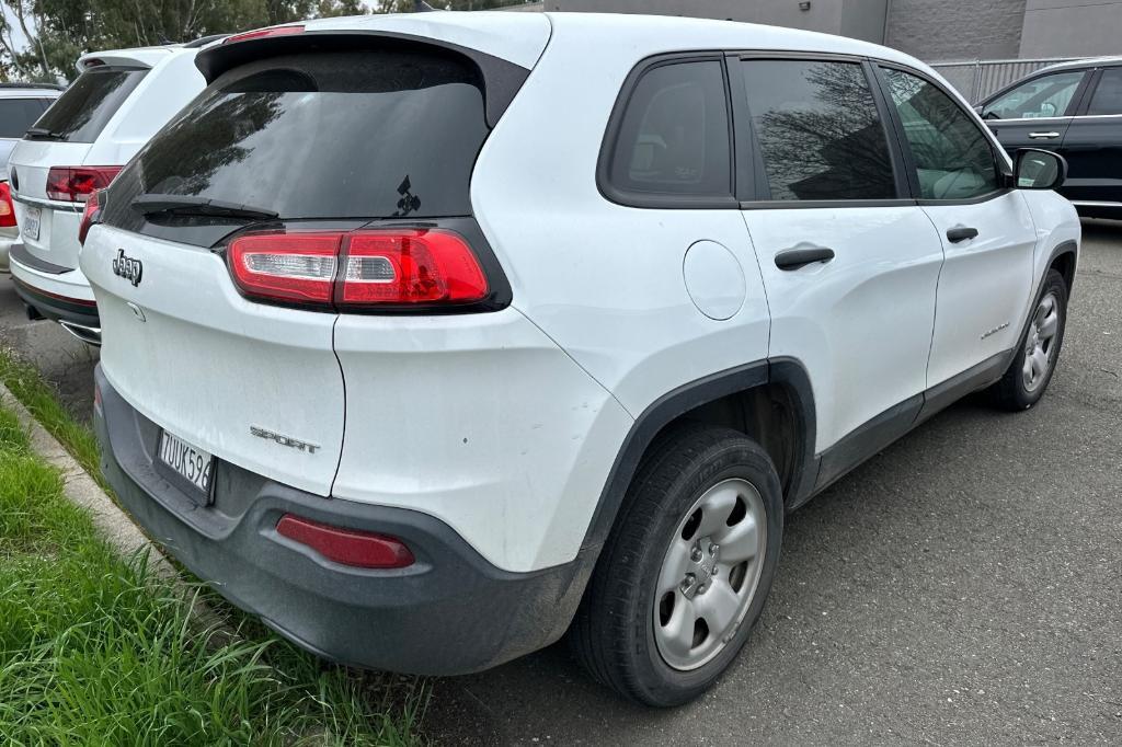 used 2014 Jeep Cherokee car, priced at $11,718