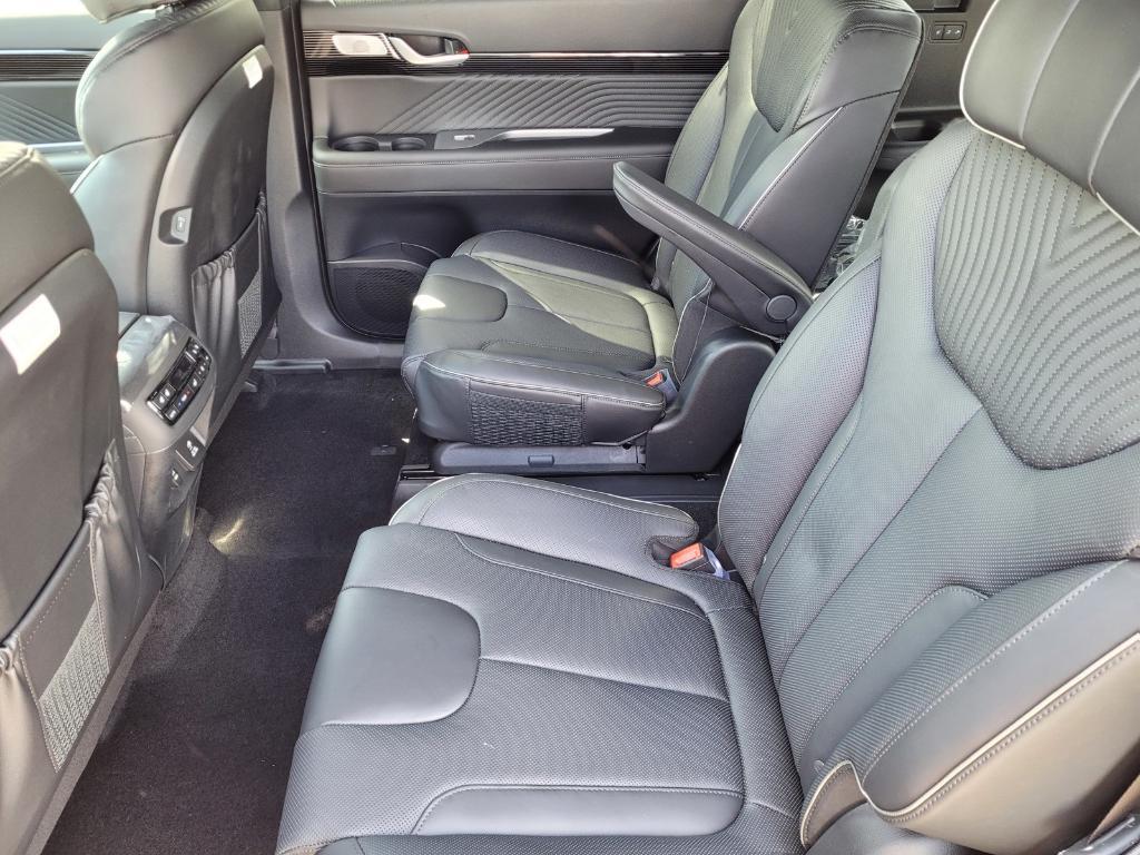 new 2025 Hyundai Palisade car, priced at $50,616