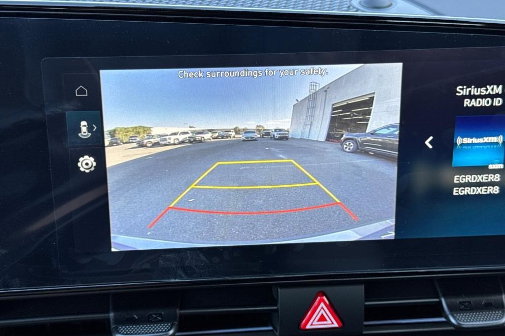 new 2025 Hyundai ELANTRA HEV car