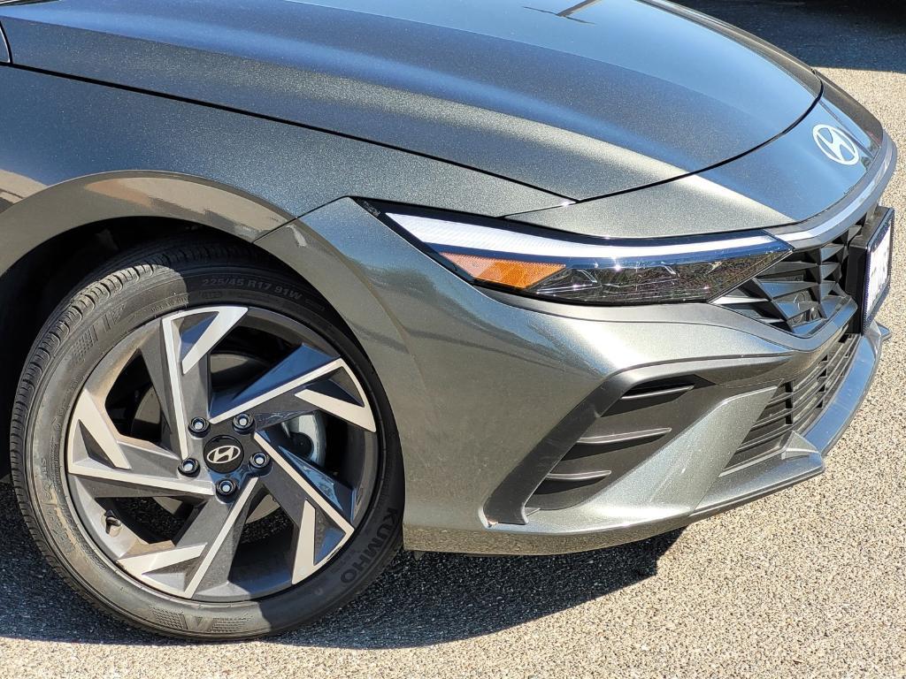 used 2025 Hyundai Elantra car, priced at $20,681