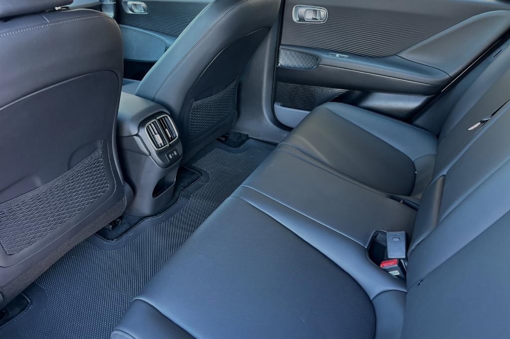 new 2025 Hyundai IONIQ 6 car