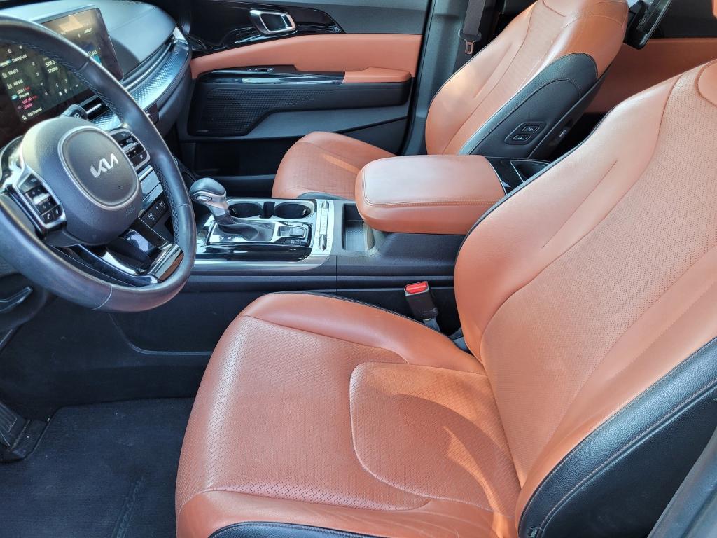 used 2022 Kia Carnival car, priced at $31,997
