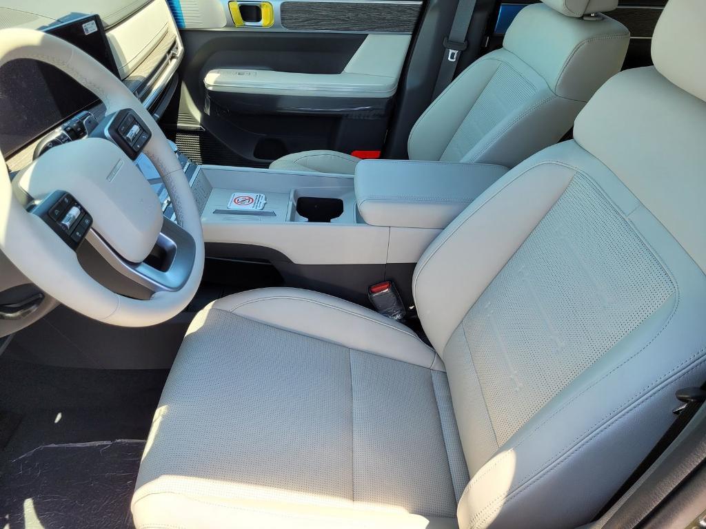 new 2025 Hyundai SANTA FE HEV car, priced at $42,313