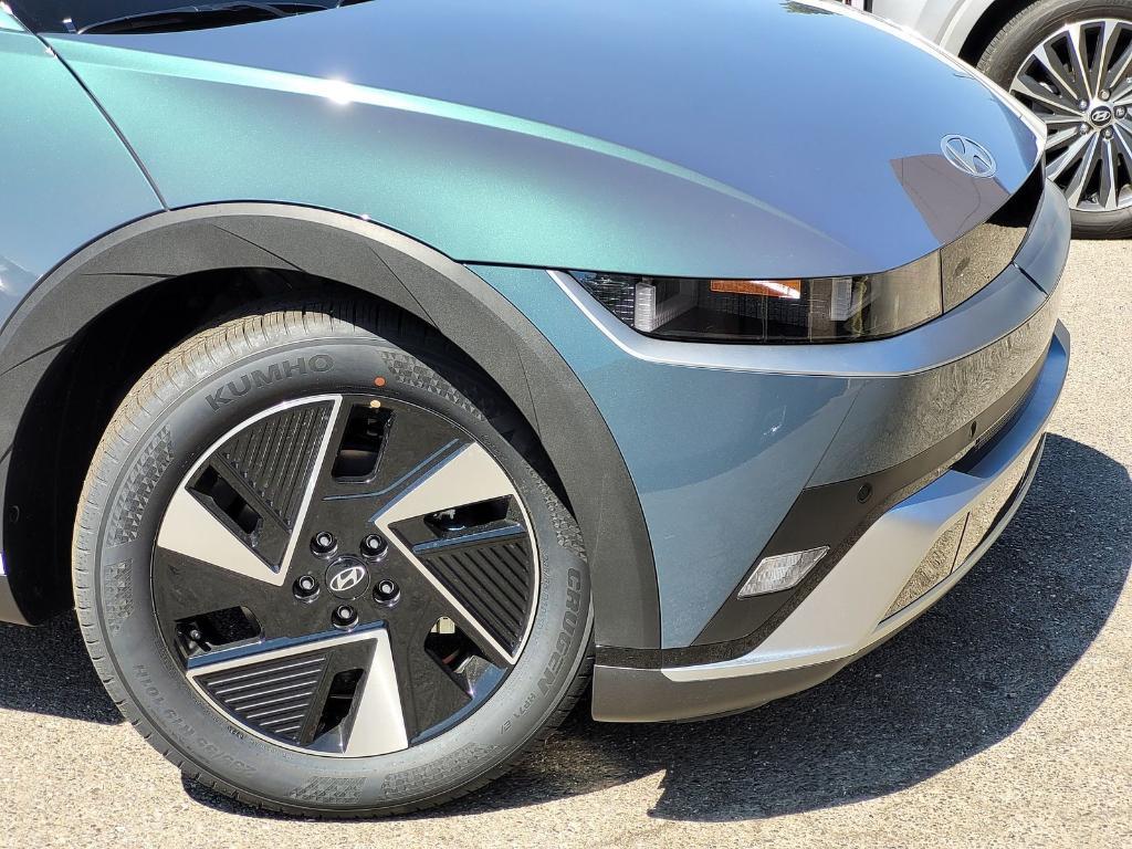new 2025 Hyundai IONIQ 5 car, priced at $47,523