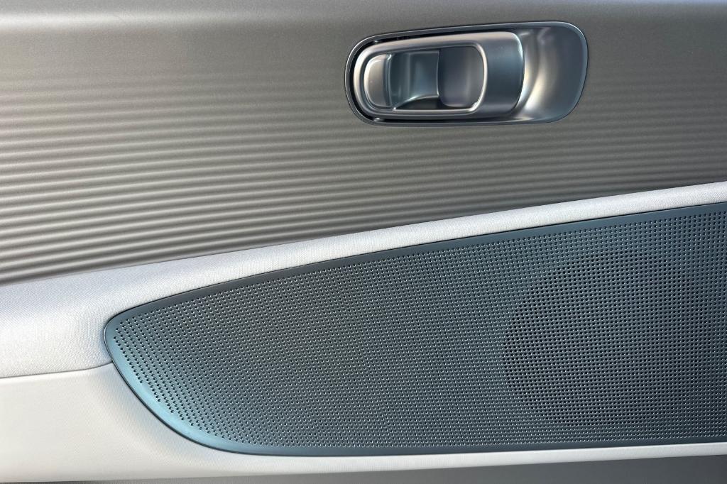 new 2025 Hyundai IONIQ 6 car