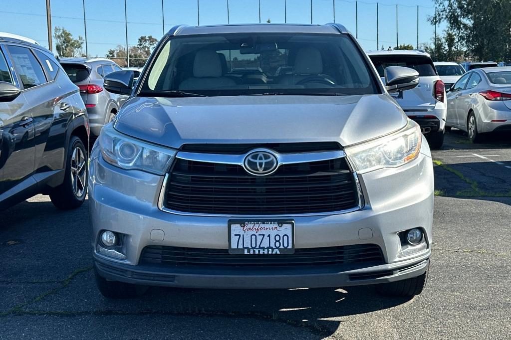 used 2015 Toyota Highlander car, priced at $16,827