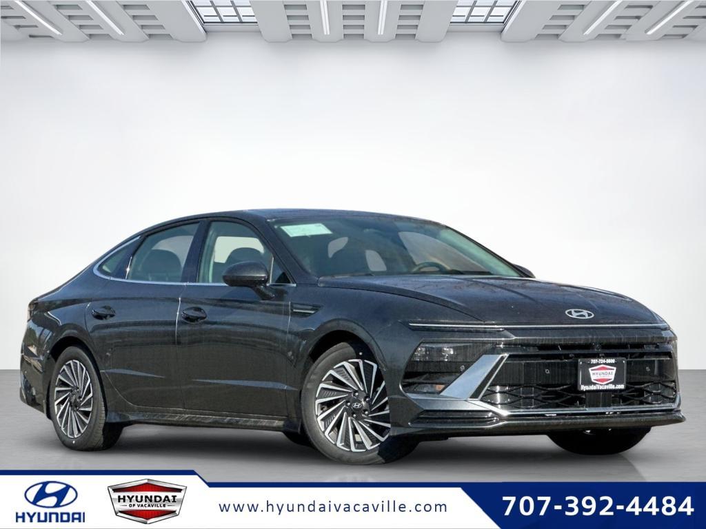 new 2025 Hyundai Sonata Hybrid car