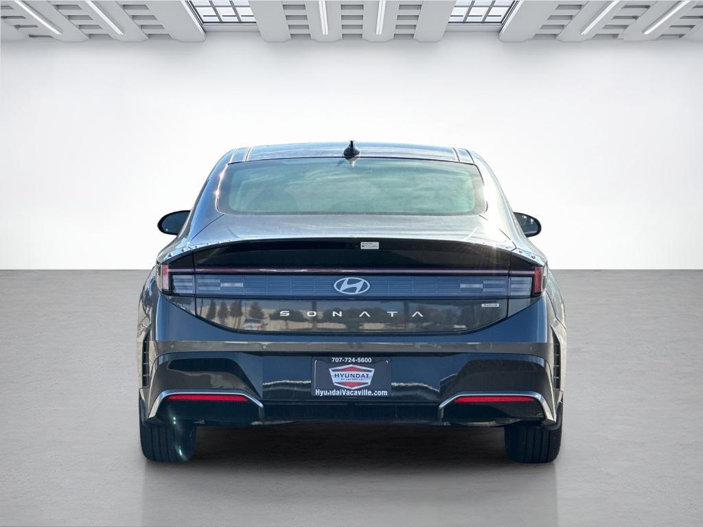 new 2025 Hyundai Sonata Hybrid car
