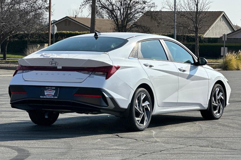 new 2025 Hyundai Elantra car, priced at $27,600