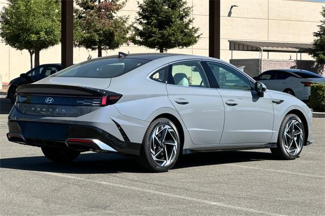 new 2024 Hyundai Sonata car, priced at $31,760