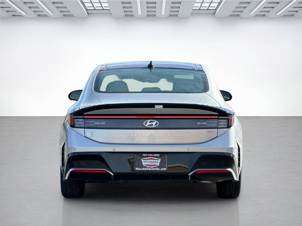 new 2025 Hyundai Sonata Hybrid car