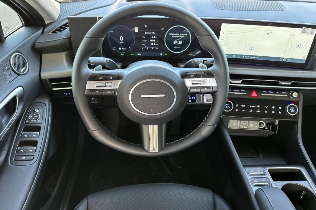 new 2025 Hyundai Sonata Hybrid car