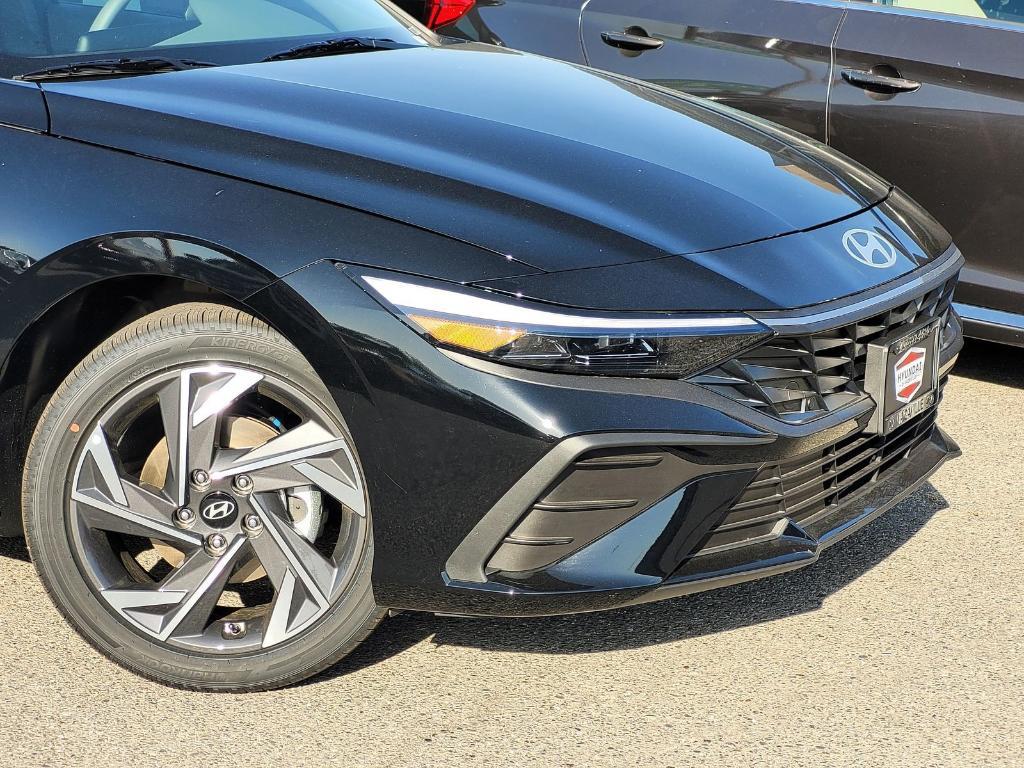 new 2025 Hyundai ELANTRA HEV car, priced at $26,749