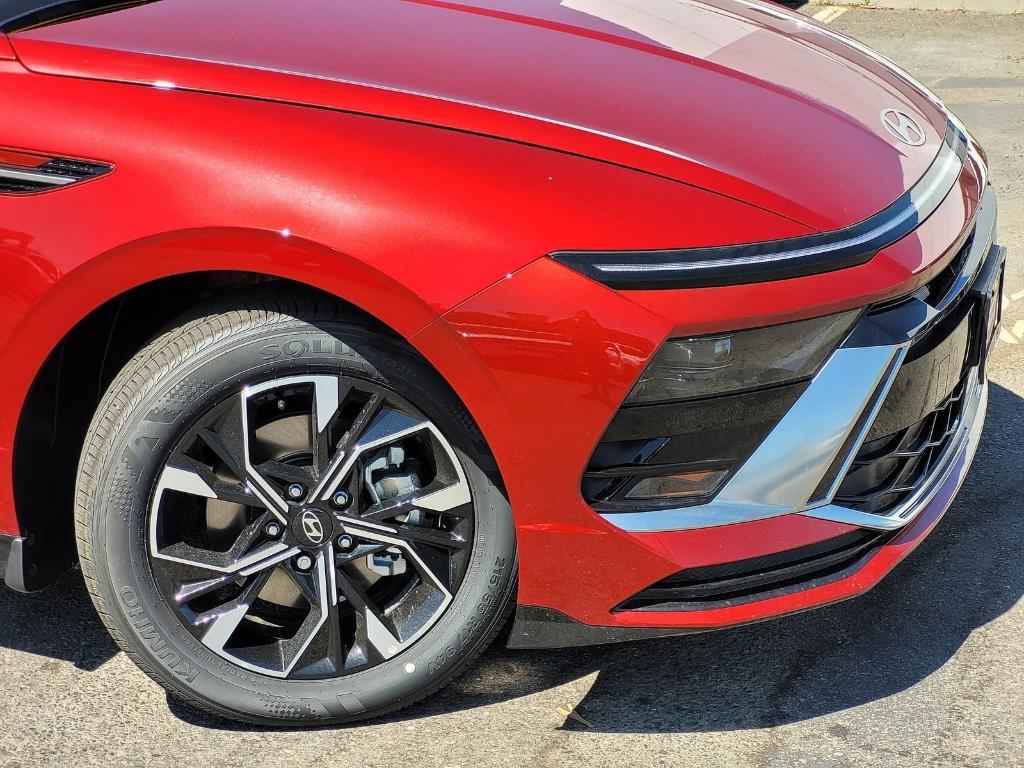 new 2025 Hyundai Sonata car, priced at $27,651