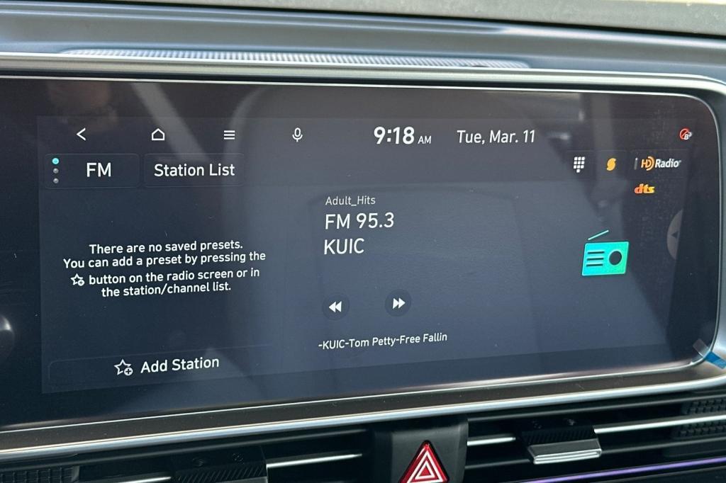 new 2025 Hyundai IONIQ 6 car