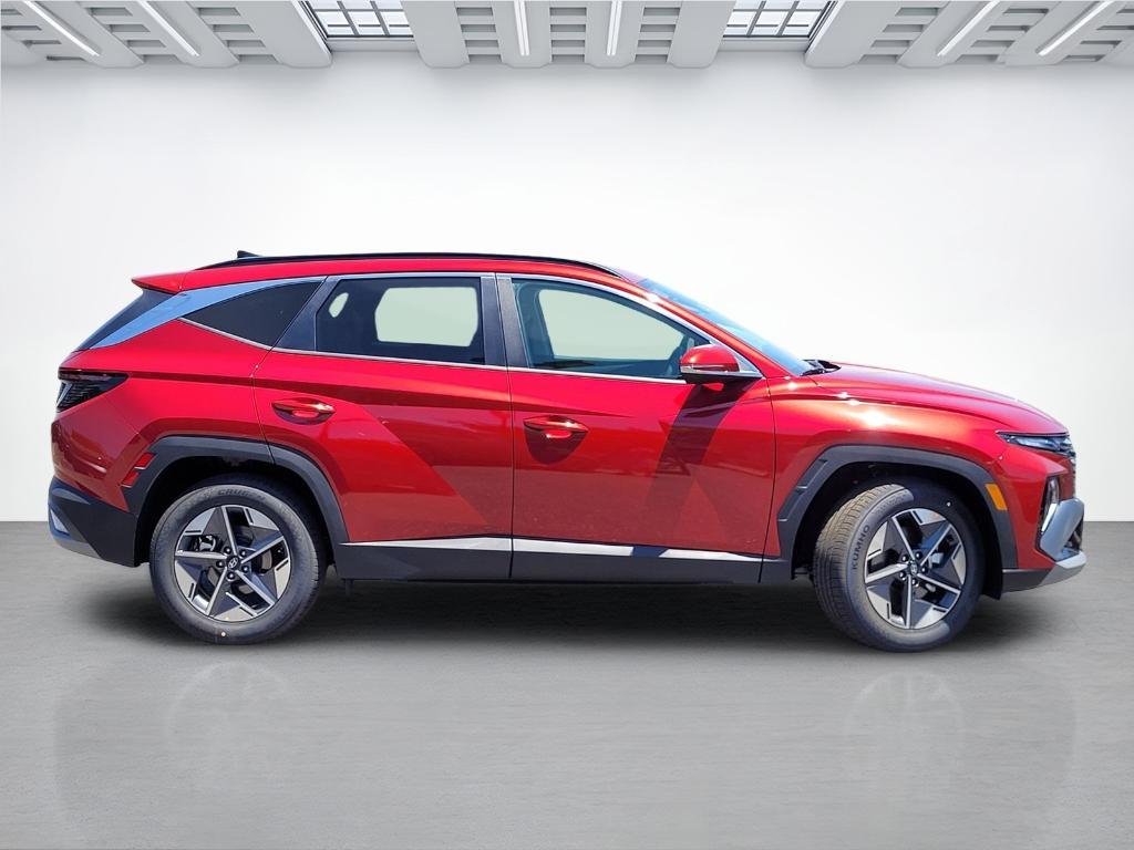new 2025 Hyundai Tucson car, priced at $33,127