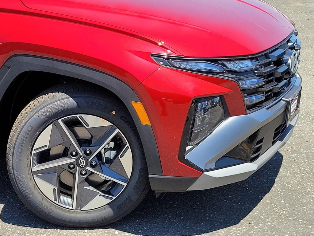 new 2025 Hyundai Tucson car, priced at $33,127