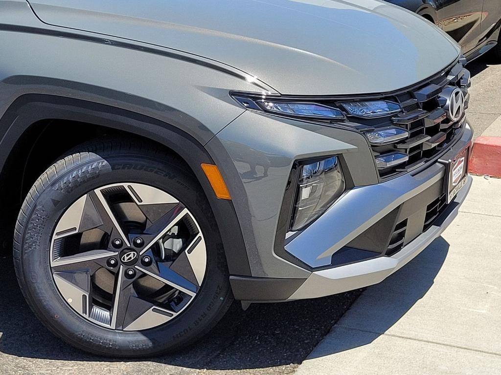 new 2025 Hyundai Tucson car, priced at $34,606