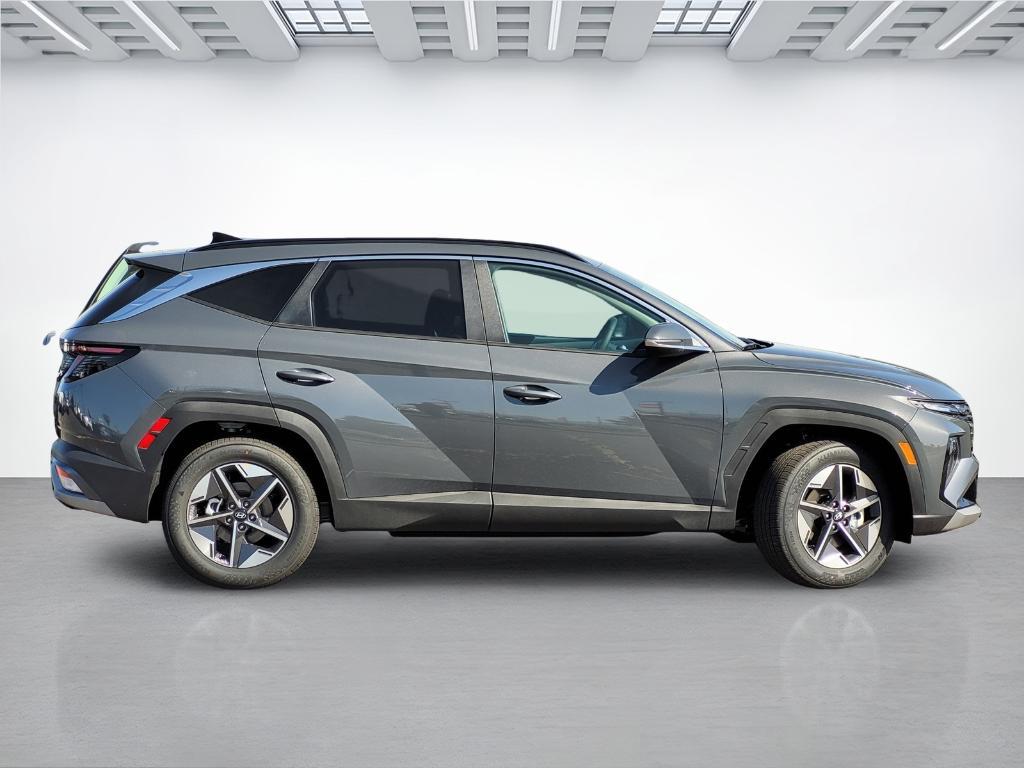new 2025 Hyundai Tucson car, priced at $33,146