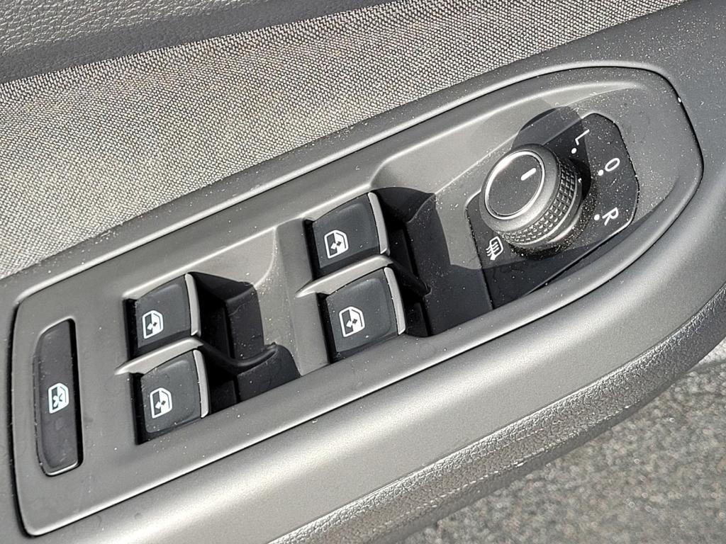 used 2022 Volkswagen Golf GTI car, priced at $19,277