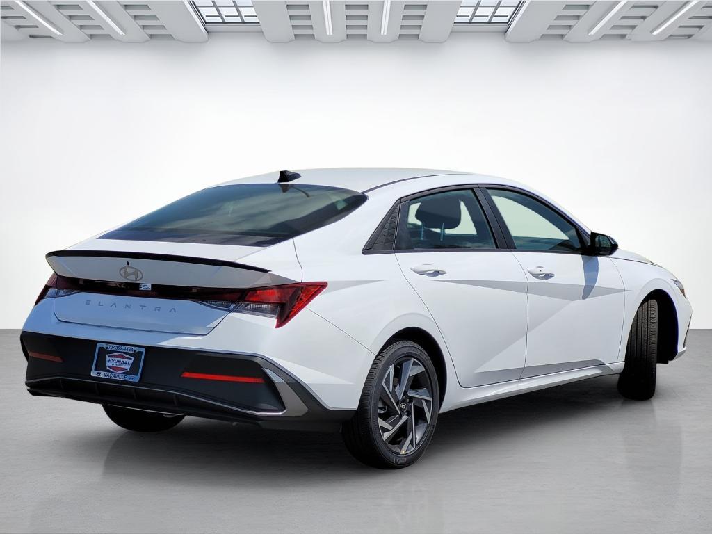 new 2025 Hyundai Elantra car, priced at $22,643