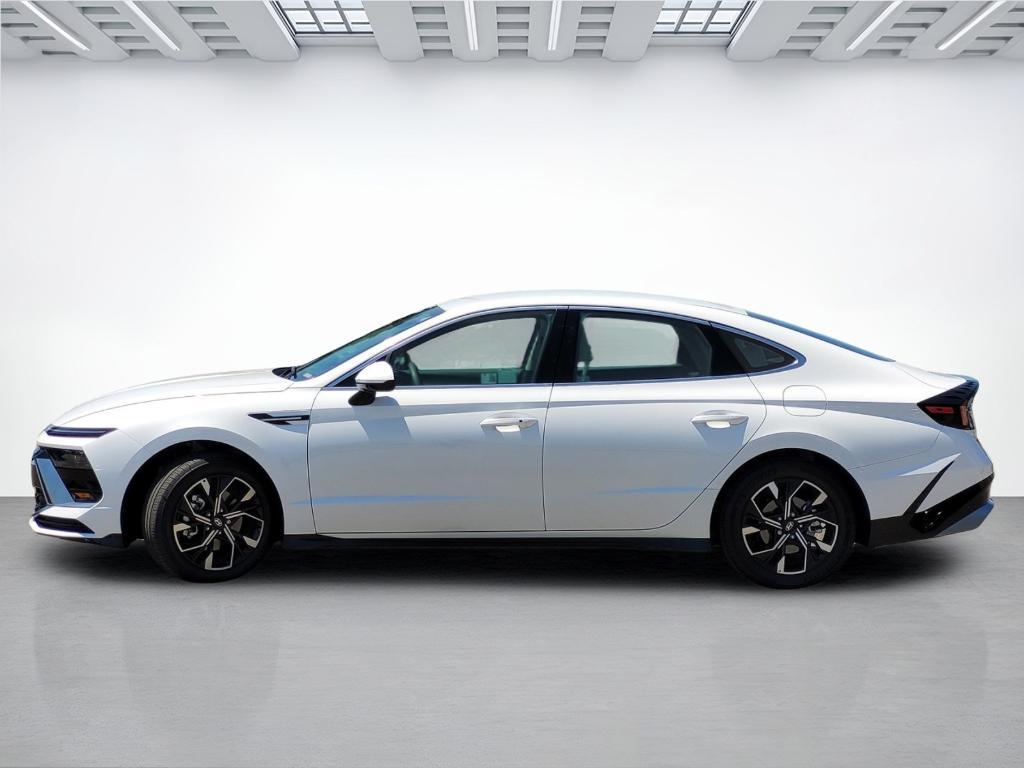 used 2024 Hyundai Sonata car