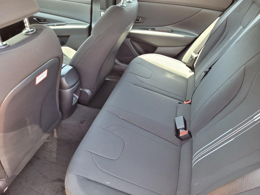 new 2025 Hyundai ELANTRA HEV car, priced at $25,627