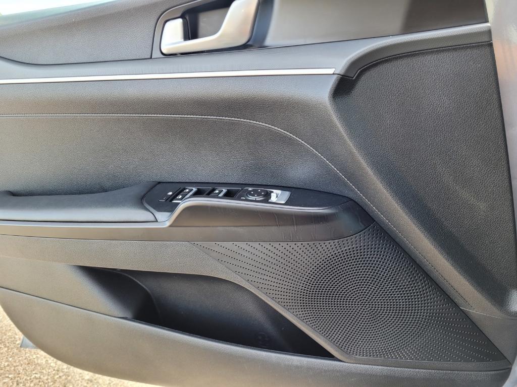 used 2022 Kia K5 car, priced at $17,997