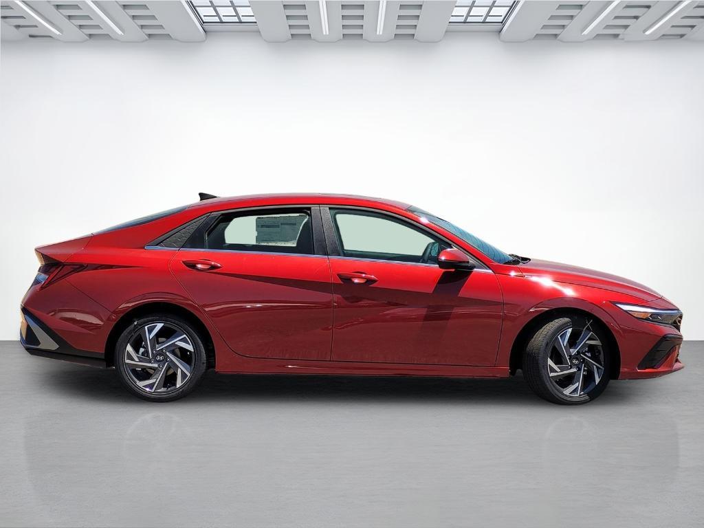 new 2025 Hyundai ELANTRA HEV car, priced at $27,686