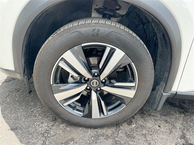 used 2021 Nissan Rogue car, priced at $27,275