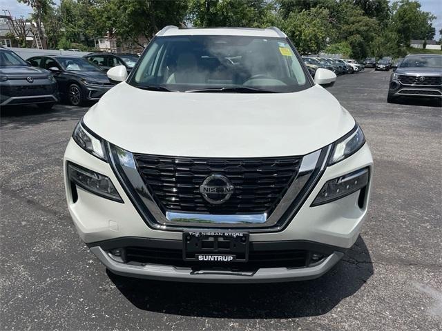 used 2021 Nissan Rogue car, priced at $27,275