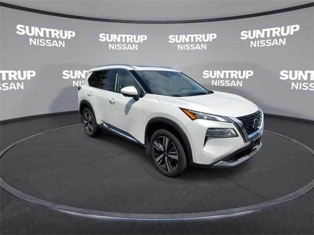 used 2021 Nissan Rogue car, priced at $27,275