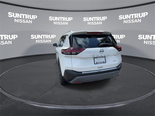 used 2021 Nissan Rogue car, priced at $27,275