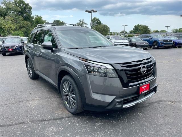 new 2025 Nissan Pathfinder car, priced at $44,283