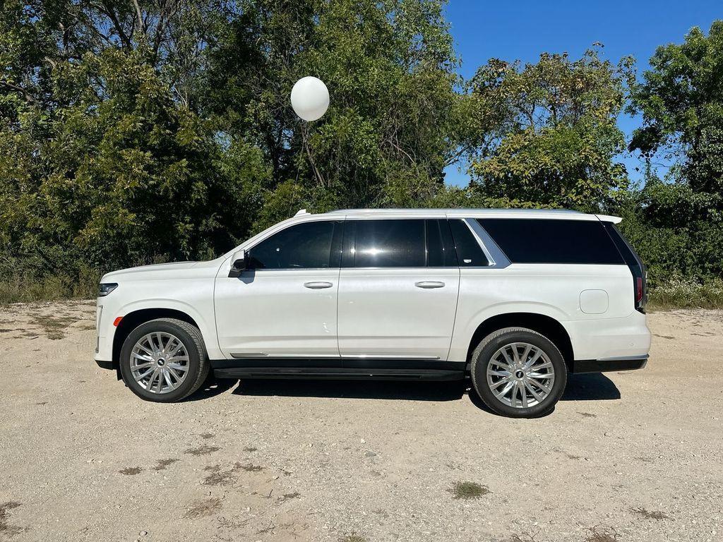 used 2024 Cadillac Escalade ESV car, priced at $82,205
