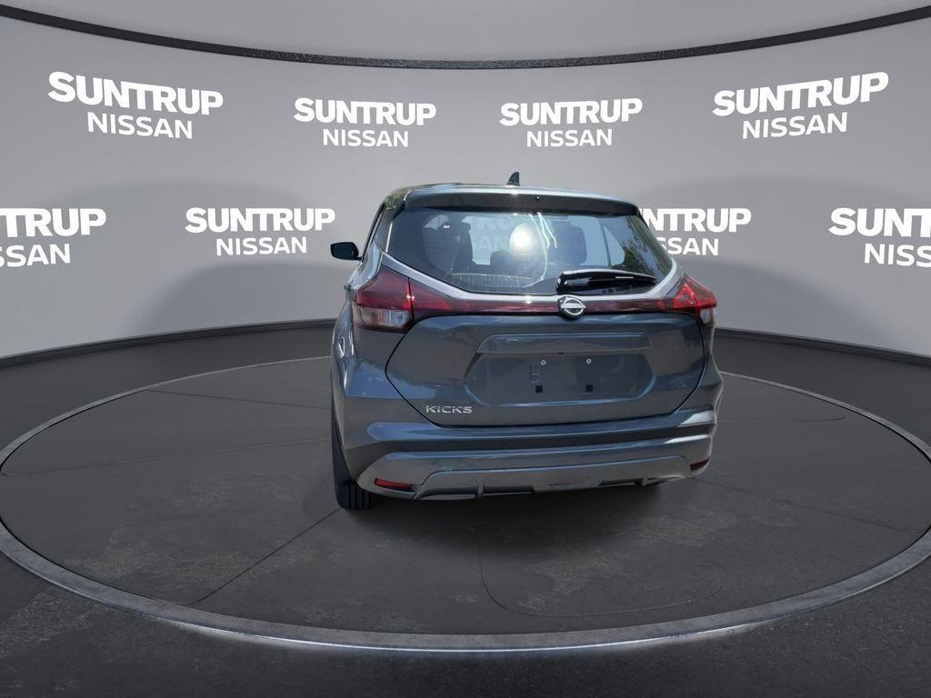 new 2025 Nissan Kicks Play car, priced at $21,542