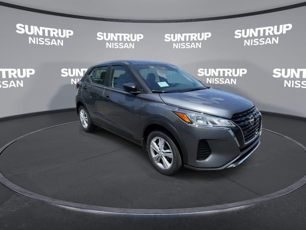 new 2025 Nissan Kicks Play car, priced at $21,542