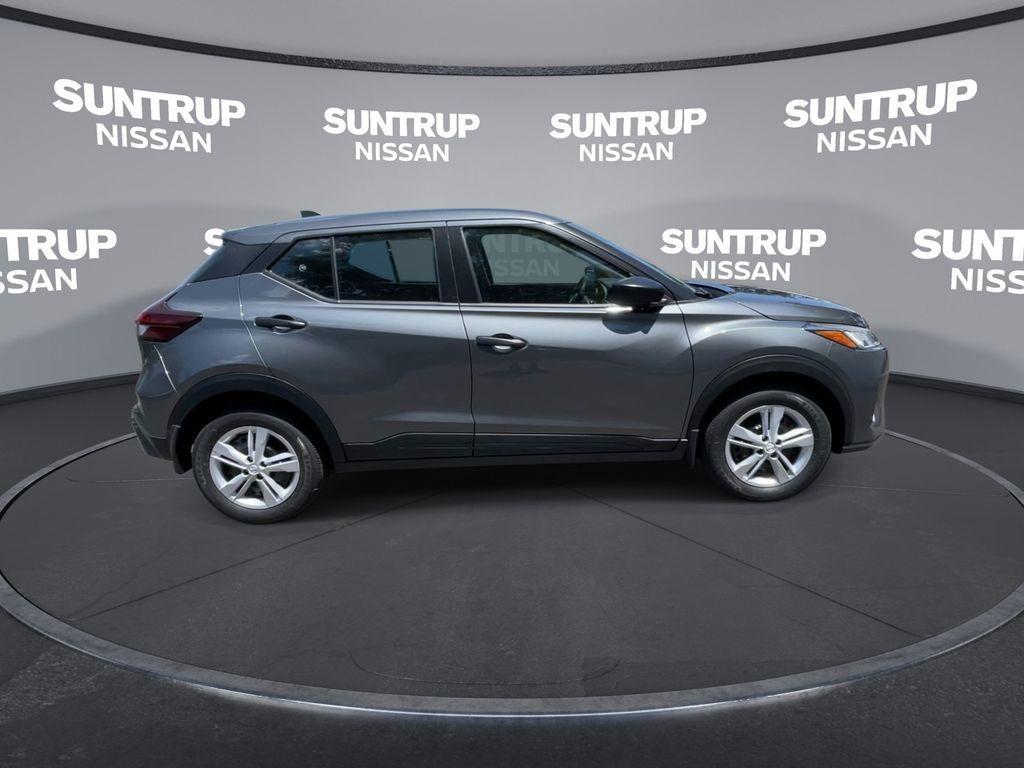 new 2025 Nissan Kicks Play car, priced at $21,542